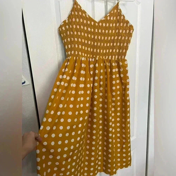 Kings Road Yellow Dress White Polka Dots Buttons Sz L - Picture 5 of 6
